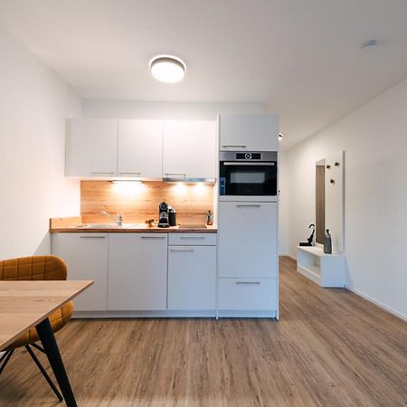 Zentrahome - Balkon Outlet Zentral Smarttv Business Metzingen  Kültér fotó